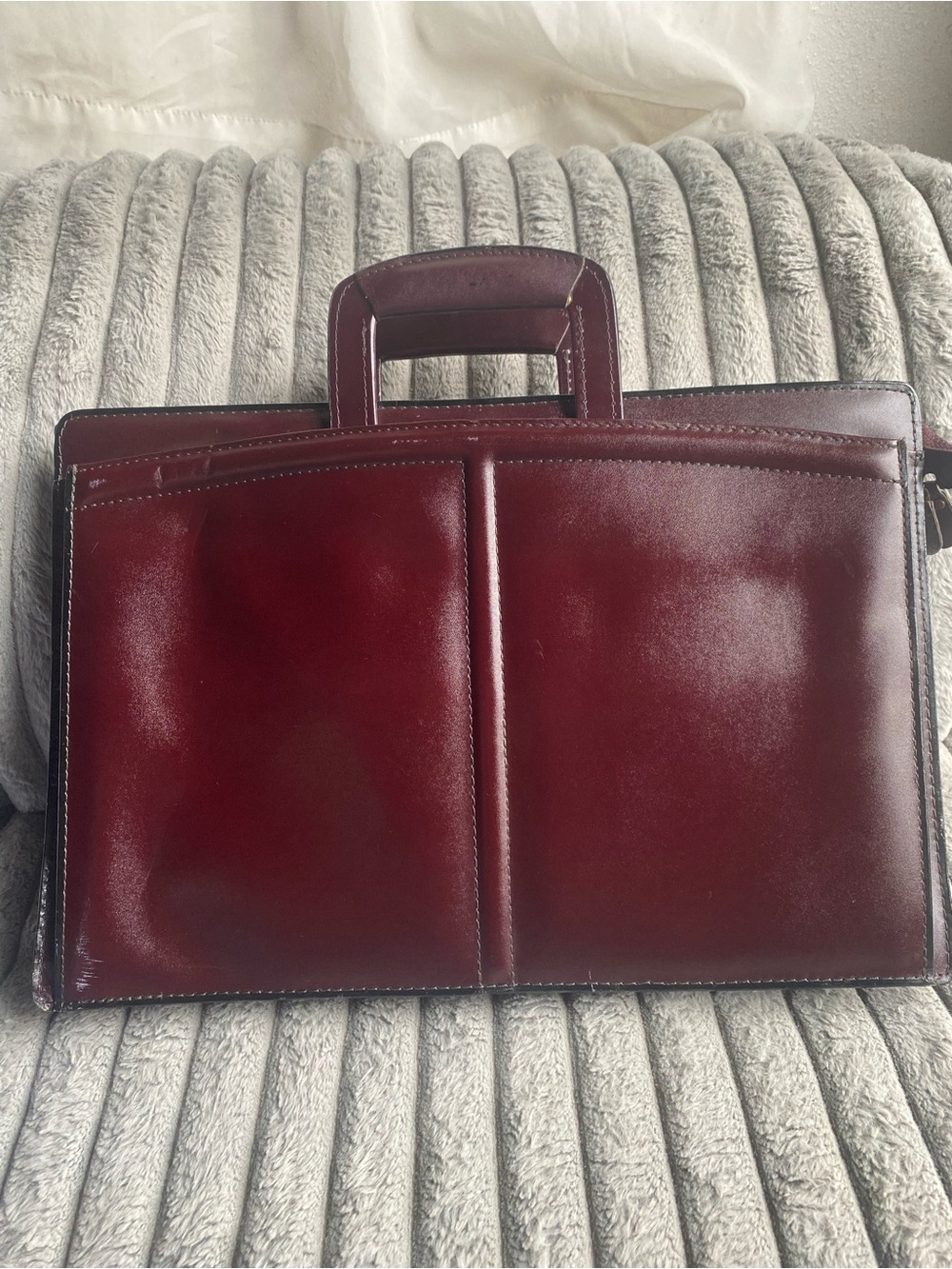 Heritage Burgundy Leather Briefcase with Dual Front Pockets